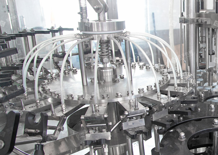 三合一玻璃瓶啤酒灌裝機 三合一玻璃瓶啤酒灌裝機